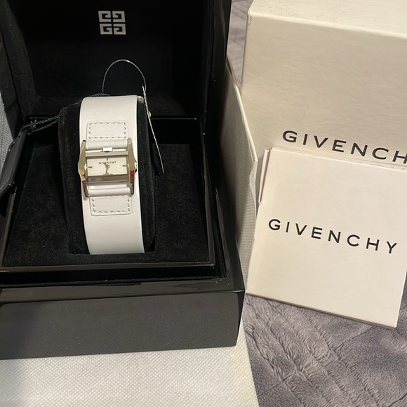 Givenchy White Leather Watch main image 5